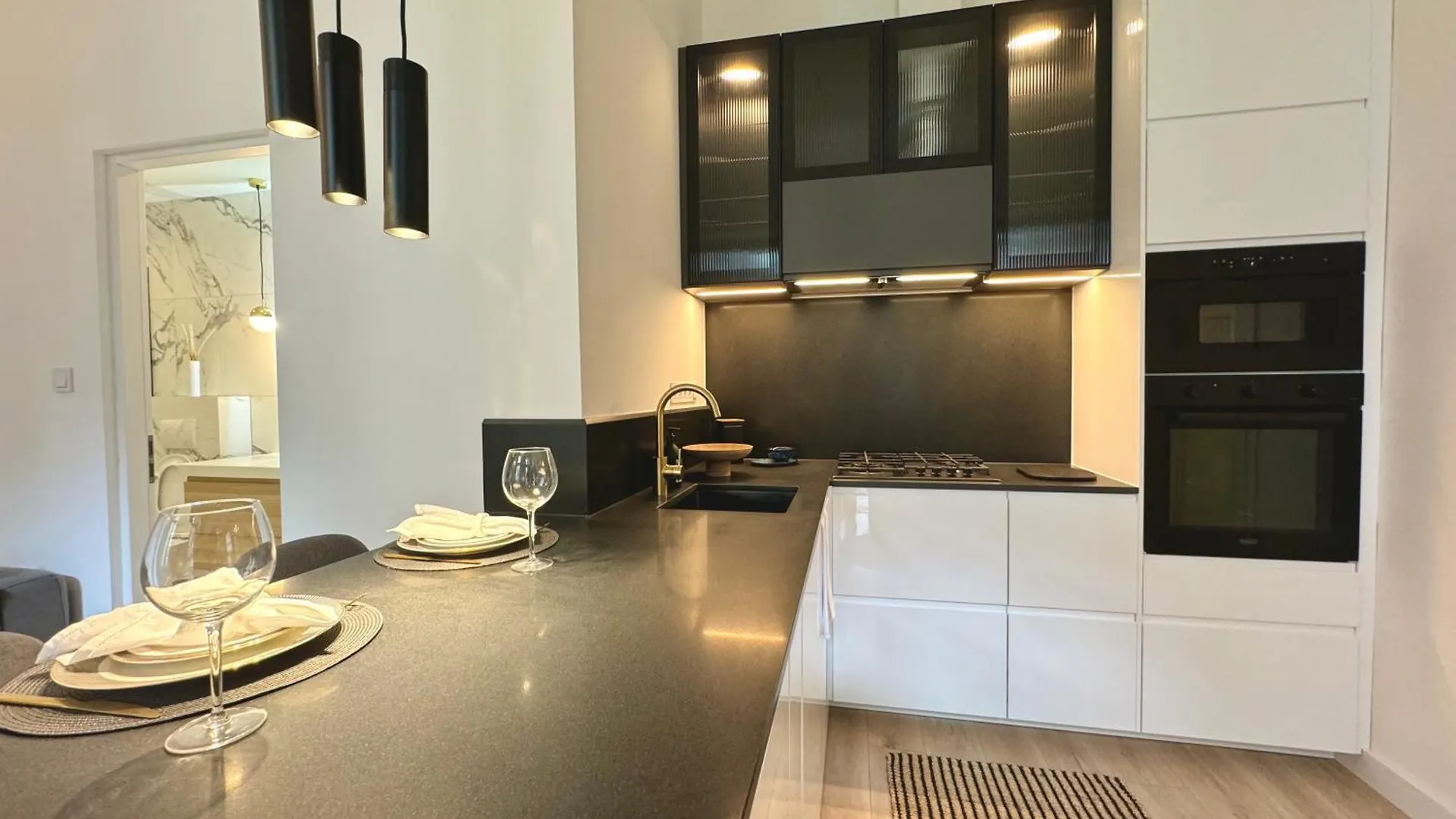 Buda Retreat - Modern 2Br Budapest